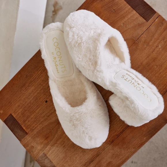 BNIB Matisse Teddy Heeled Mule - Picture 1 of 2
